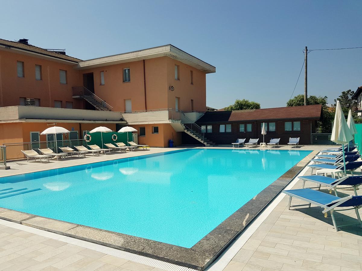 Hotel Trasimeno Bittarelli Кастильоне-дель-Лаго Экстерьер фото